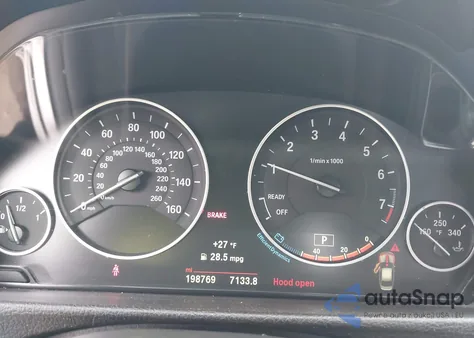 2016 BMW 3 Series из США, поврежденный, VIN WBA8E9G57GNT44767